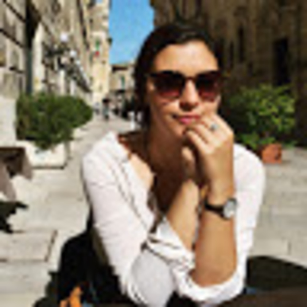 Meet your Posher, Julia